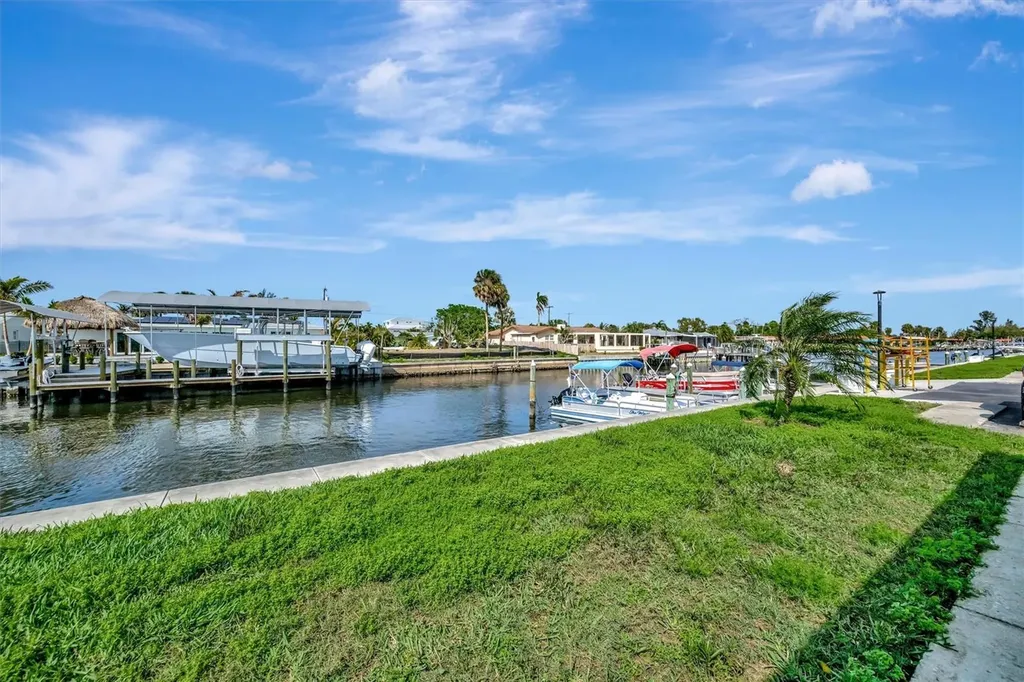 9819 Hernando Court Bradenton FL 34210