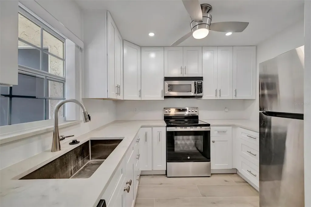 9819 Hernando Court Bradenton FL 34210
