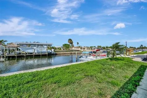 9819 Hernando Court Bradenton FL 34210
