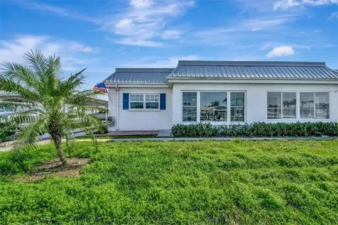 9819 Hernando Court Bradenton FL 34210