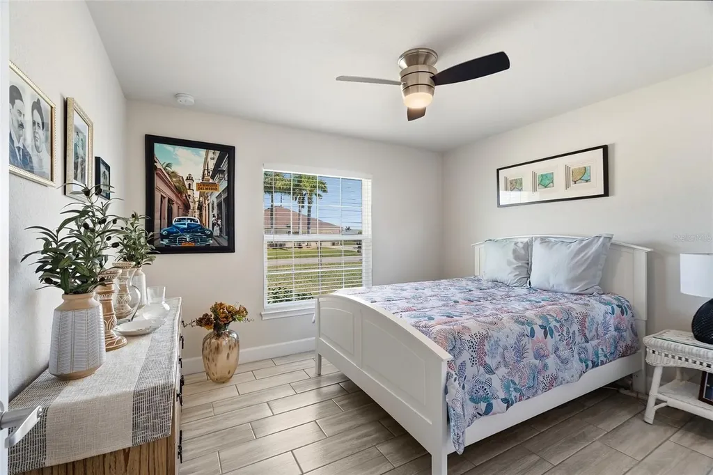290 Corrientes Circle Punta Gorda FL 33983