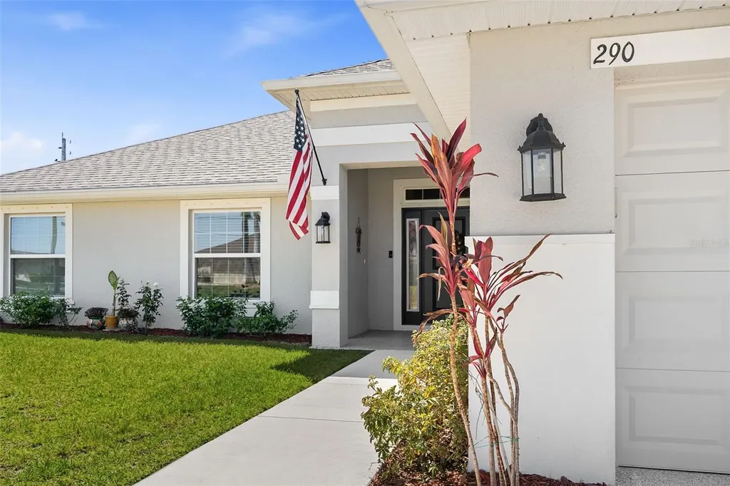 290 Corrientes Circle Punta Gorda FL 33983