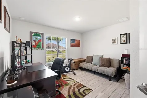 290 Corrientes Circle Punta Gorda FL 33983