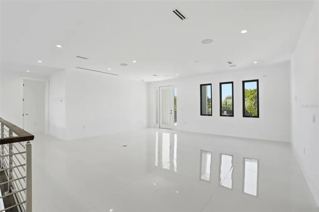 5735 Riverside Drive Cape Coral FL 33904