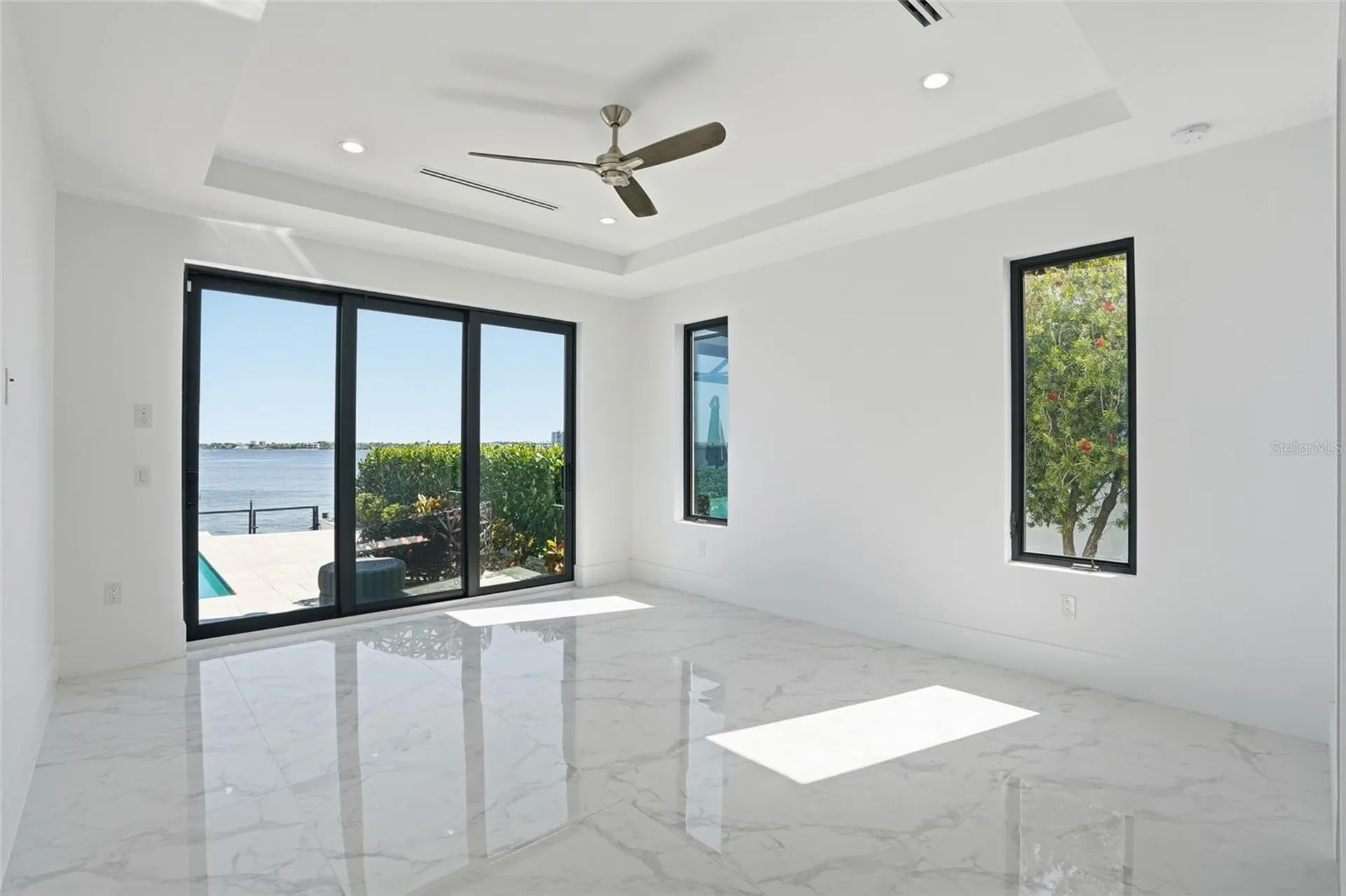 5735 Riverside Drive Cape Coral FL 33904