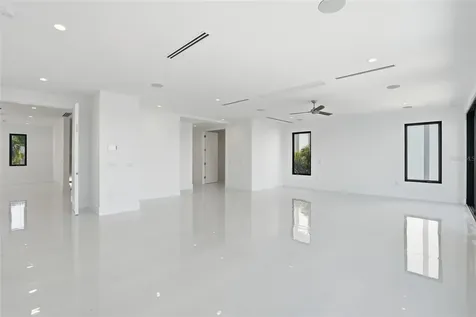 5735 Riverside Drive Cape Coral FL 33904