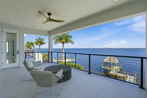 5735 Riverside Drive Cape Coral FL 33904
