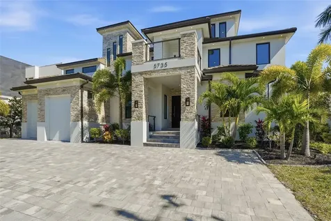 5735 Riverside Drive Cape Coral FL 33904