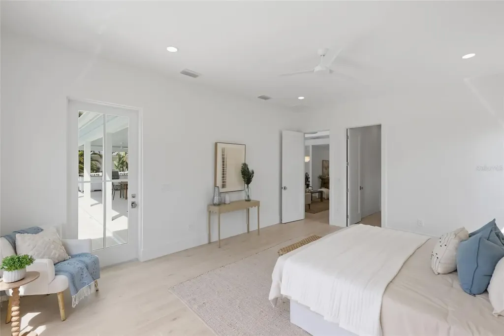680 Key Royale Drive Holmes Beach FL 34217