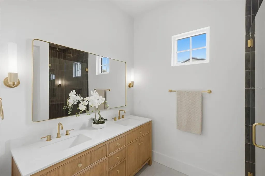 680 Key Royale Drive Holmes Beach FL 34217
