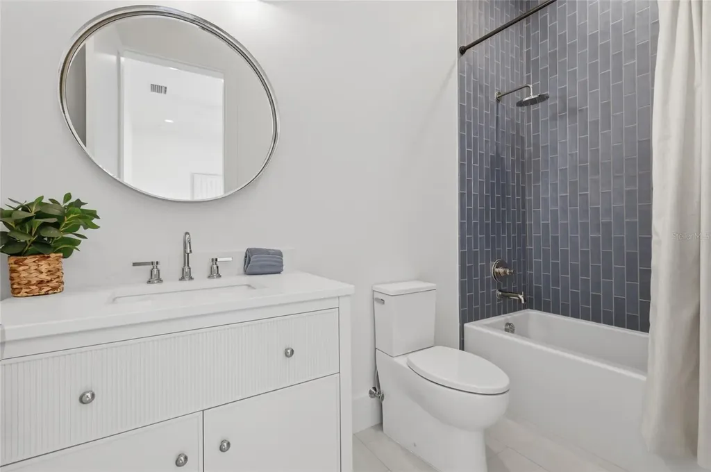 680 Key Royale Drive Holmes Beach FL 34217
