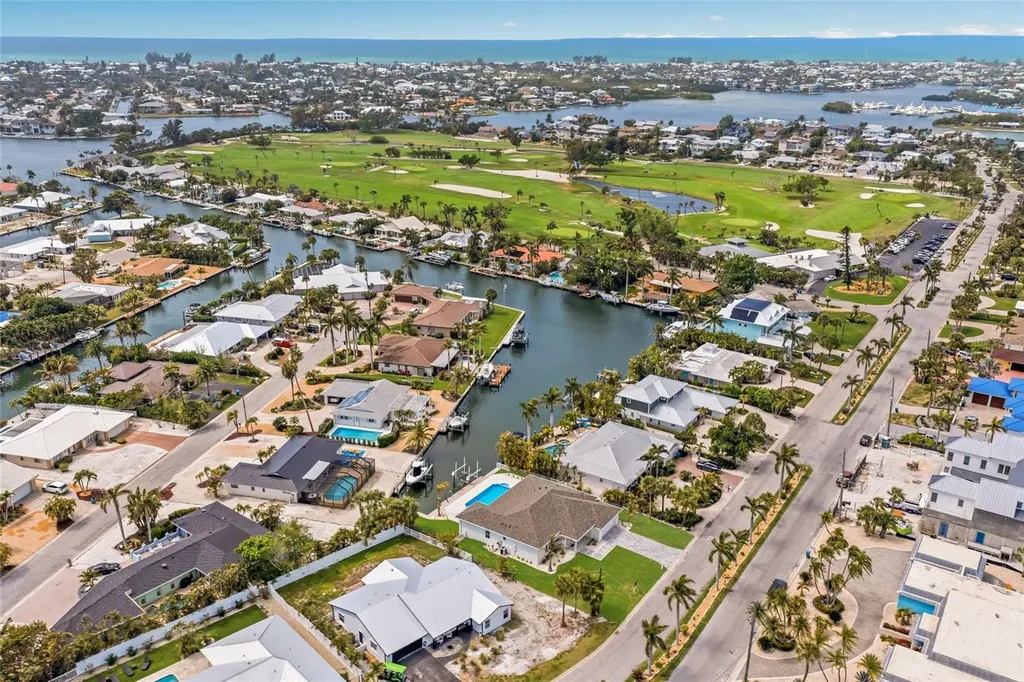 680 Key Royale Drive Holmes Beach FL 34217