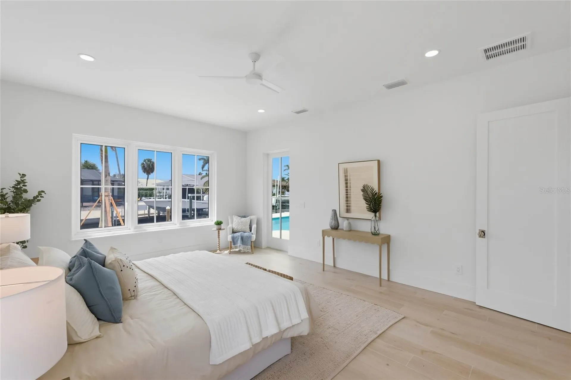 680 Key Royale Drive Holmes Beach FL 34217