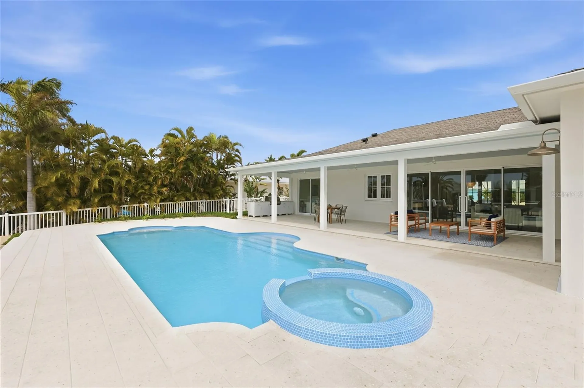 680 Key Royale Drive Holmes Beach FL 34217