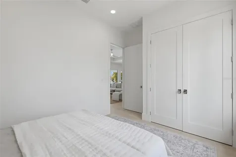 680 Key Royale Drive Holmes Beach FL 34217