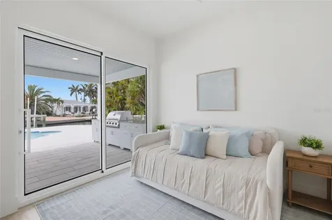 680 Key Royale Drive Holmes Beach FL 34217