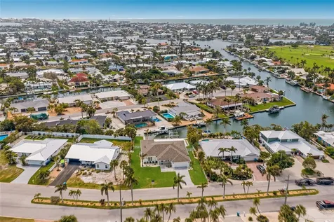 680 Key Royale Drive Holmes Beach FL 34217