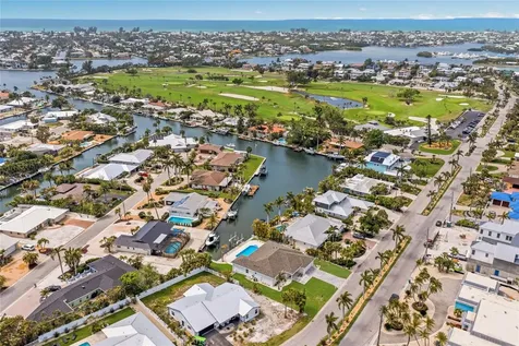 680 Key Royale Drive Holmes Beach FL 34217