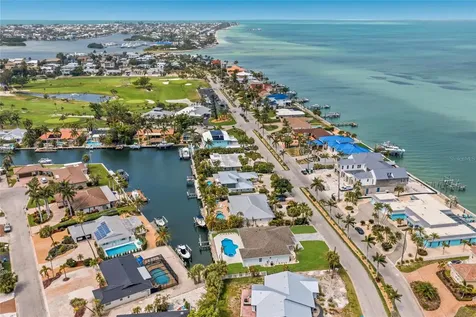 680 Key Royale Drive Holmes Beach FL 34217