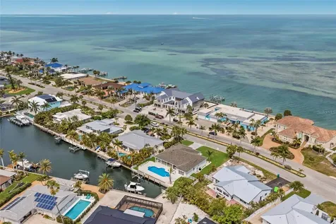 680 Key Royale Drive Holmes Beach FL 34217