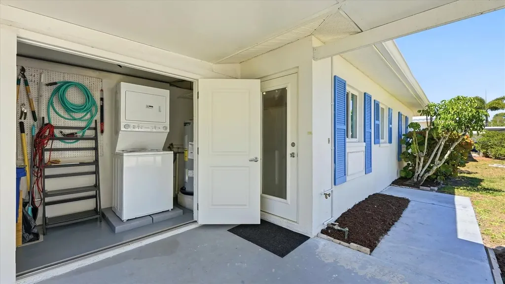 215 Fair Winds Drive Nokomis FL 34275