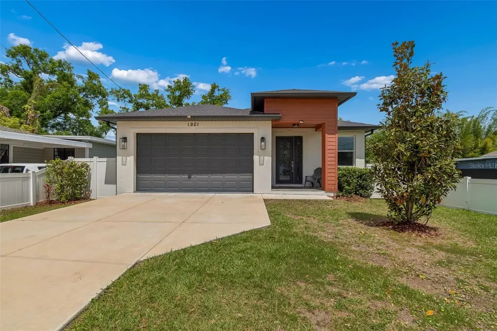 1901 W Cluster Avenue Tampa FL 33604