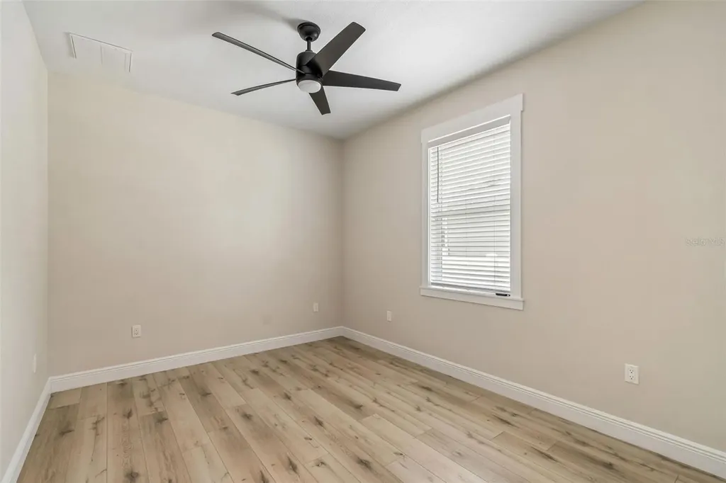1901 W Cluster Avenue Tampa FL 33604
