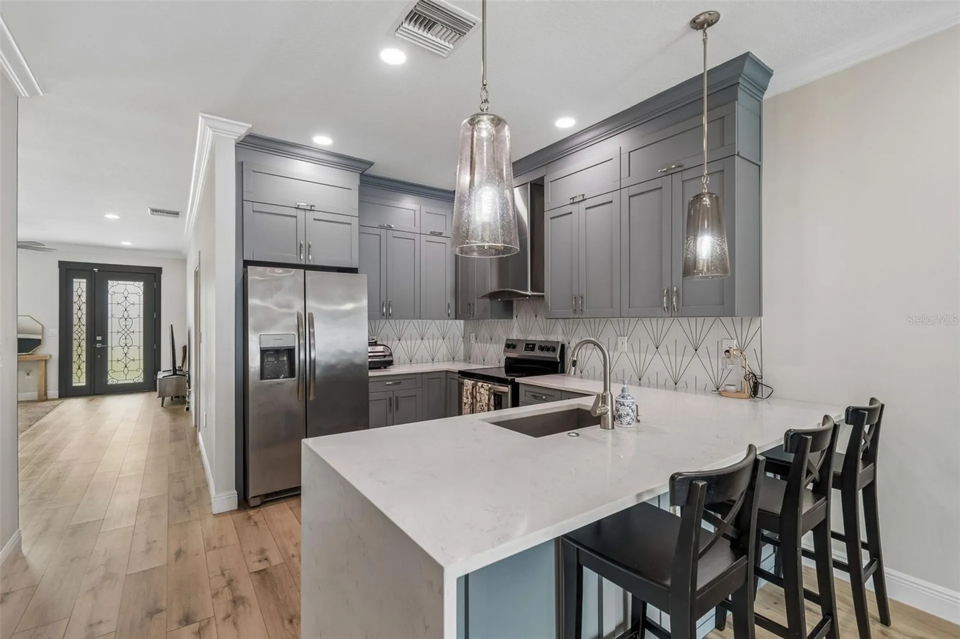 1901 W Cluster Avenue Tampa FL 33604