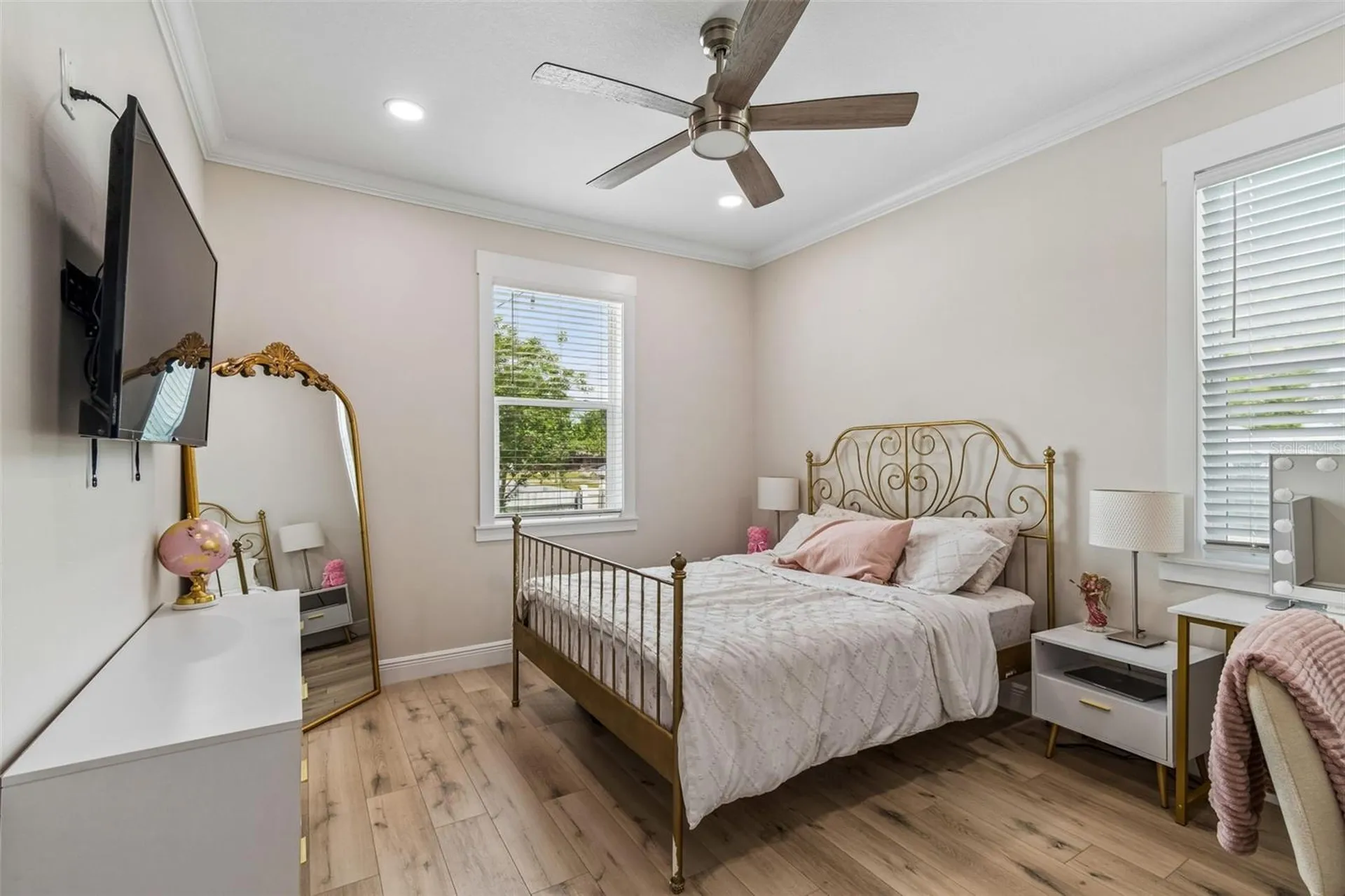 1901 W Cluster Avenue Tampa FL 33604