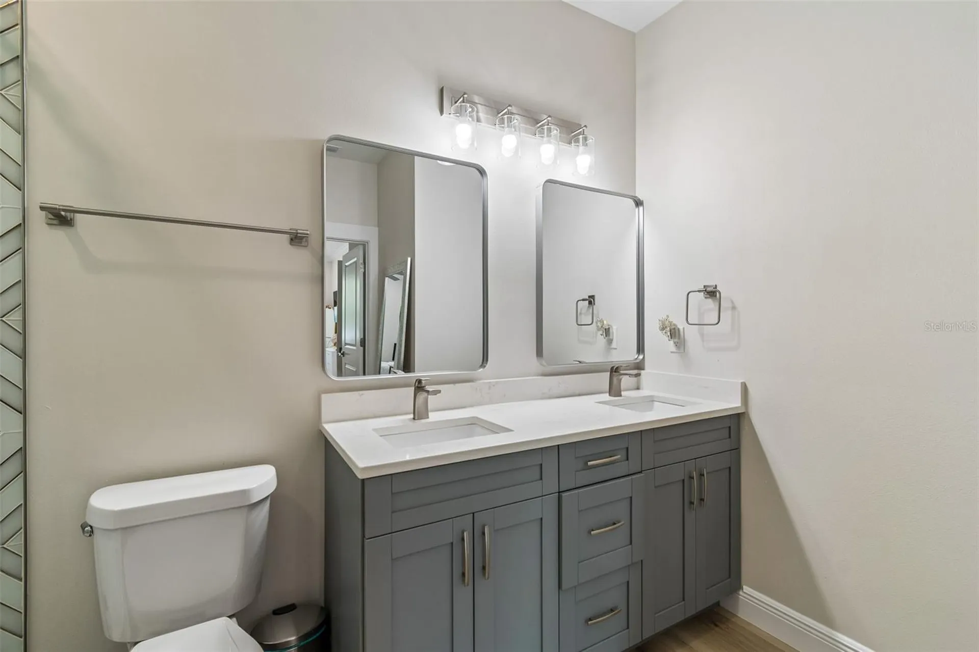 1901 W Cluster Avenue Tampa FL 33604