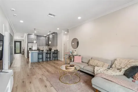 1901 W Cluster Avenue Tampa FL 33604