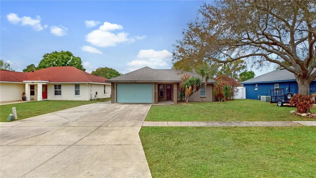 33817 Secret Hill Drive Leesburg FL 34788