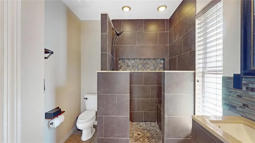 33817 Secret Hill Drive Leesburg FL 34788