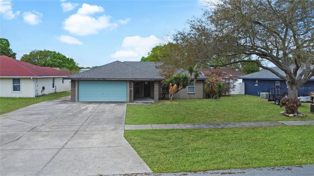 33817 Secret Hill Drive Leesburg FL 34788