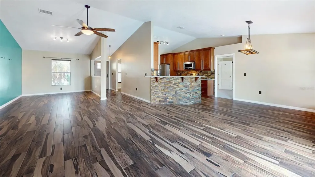 33817 Secret Hill Drive Leesburg FL 34788
