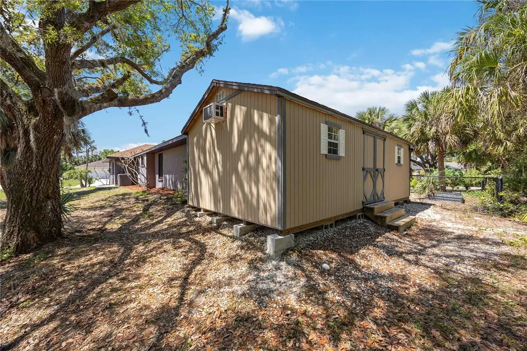 2866 Coldwater Lane North Port FL 34286