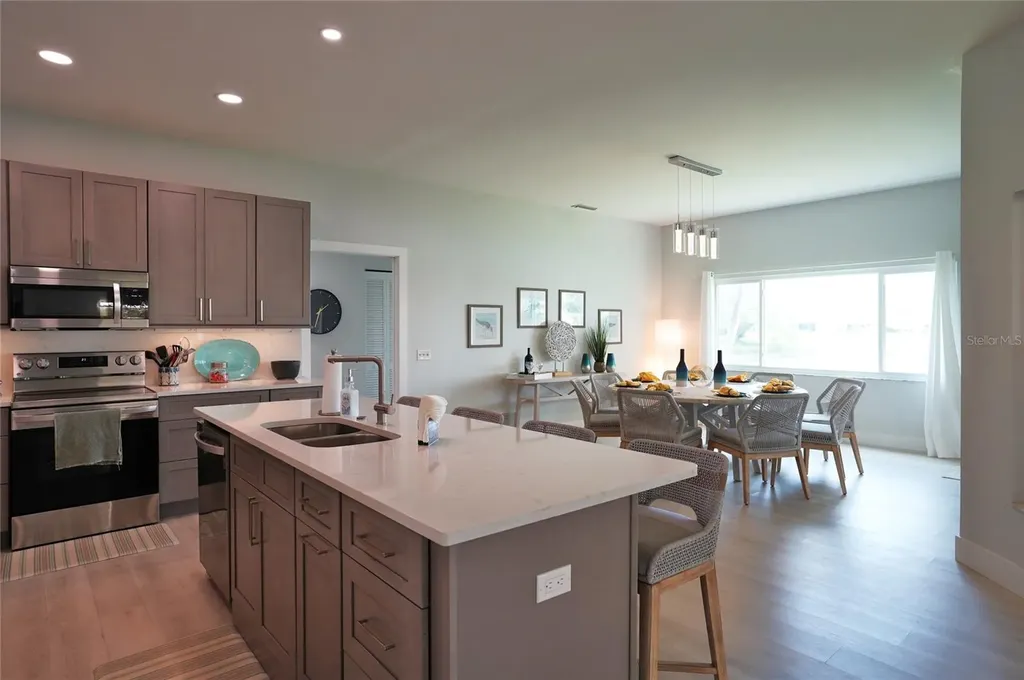 204 Carriage House Lane Nokomis FL 34275