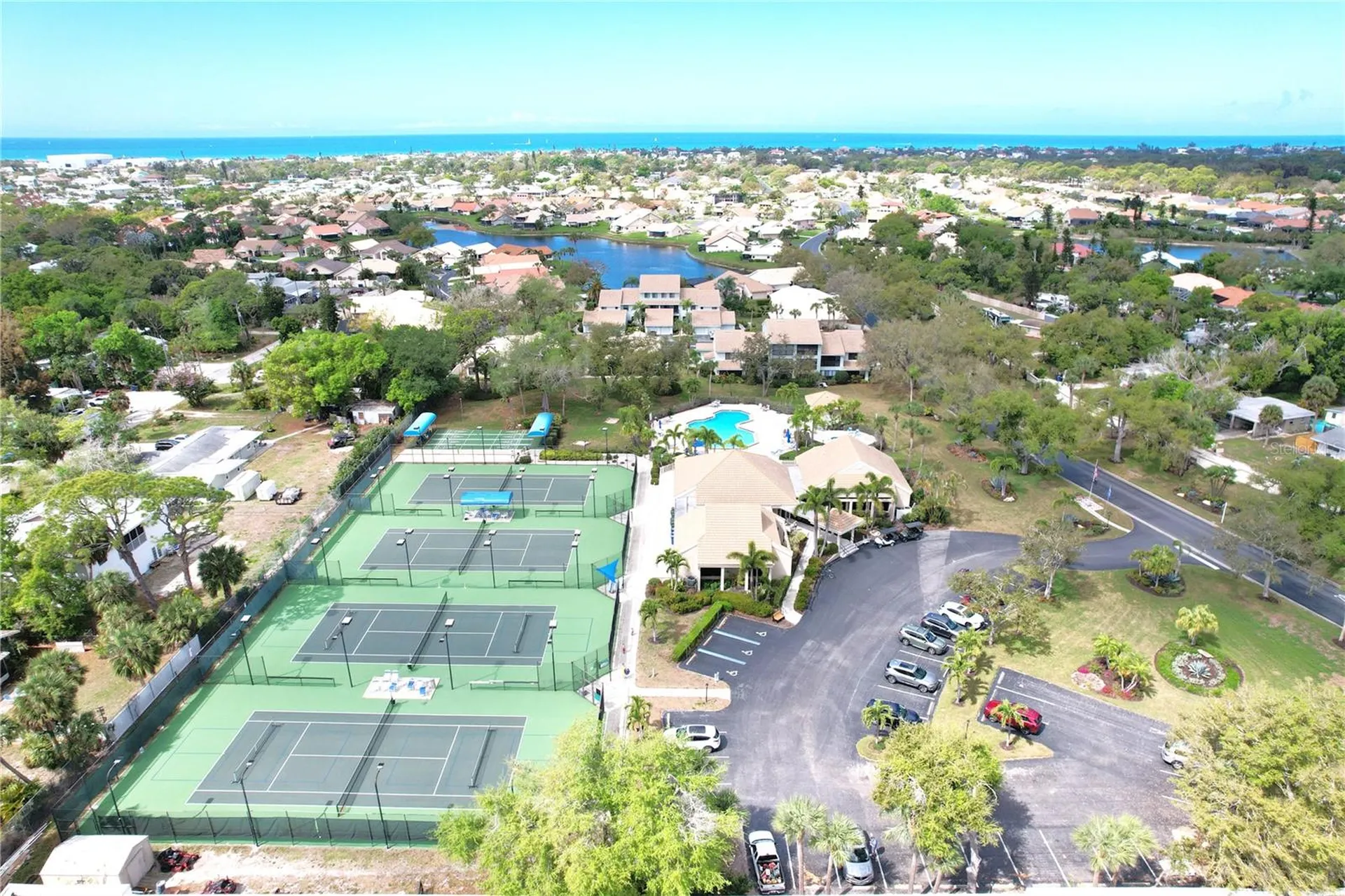 204 Carriage House Lane Nokomis FL 34275