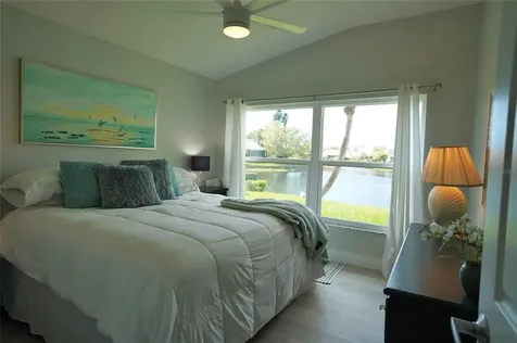 204 Carriage House Lane Nokomis FL 34275