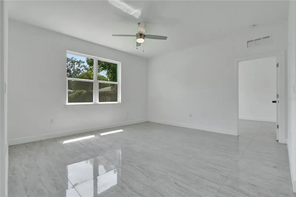 113 W Redding Street Davenport FL 33837