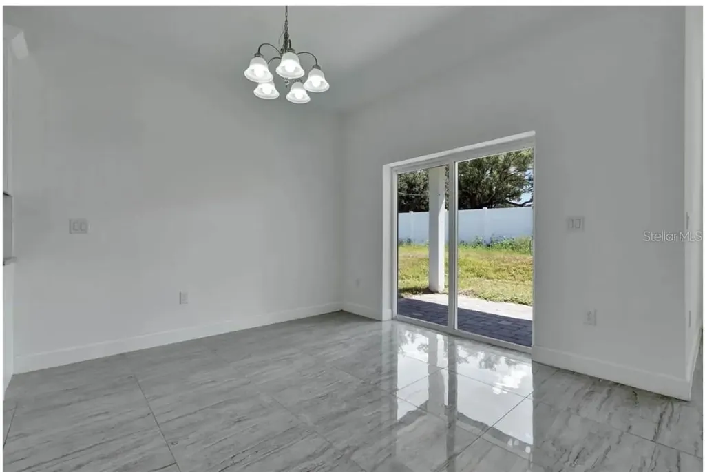 113 W Redding Street Davenport FL 33837