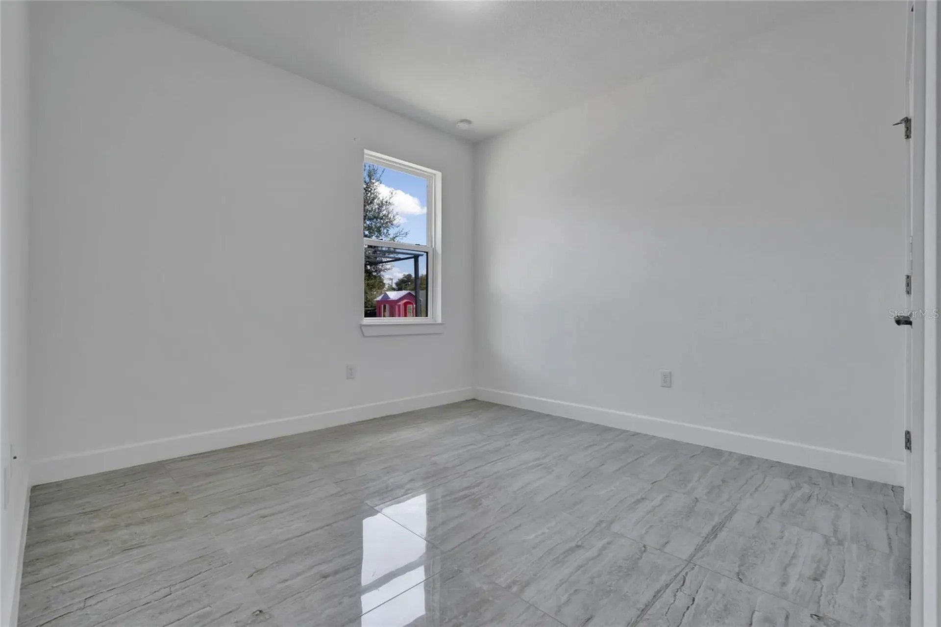 113 W Redding Street Davenport FL 33837