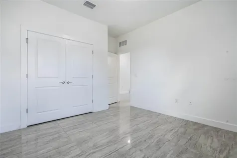 113 W Redding Street Davenport FL 33837