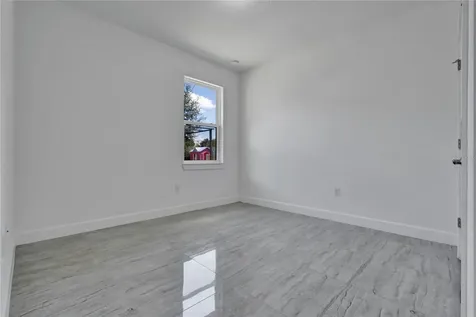 113 W Redding Street Davenport FL 33837