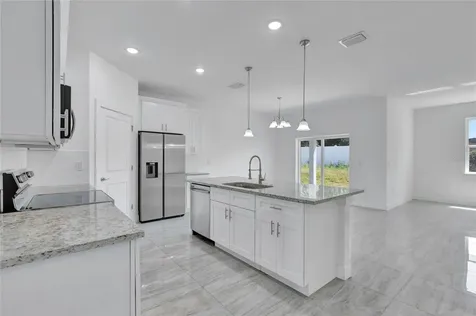 113 W Redding Street Davenport FL 33837