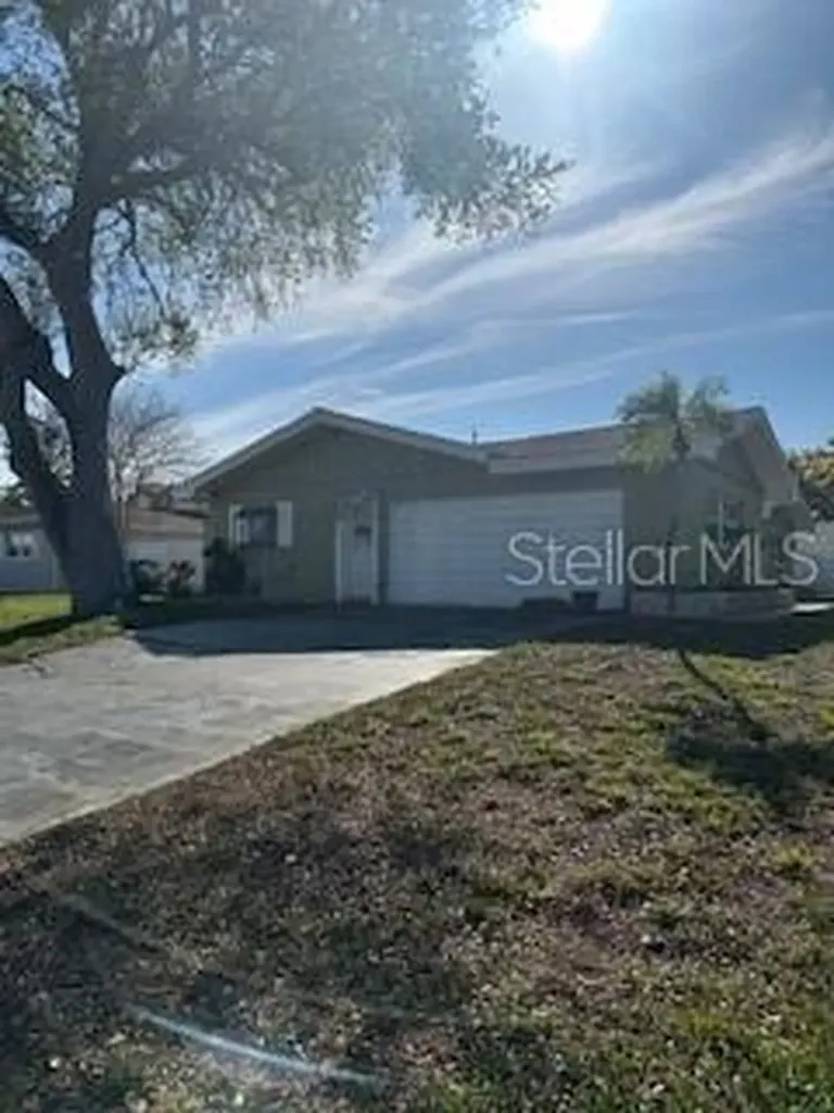 2266 Dart Avenue Largo FL 33770