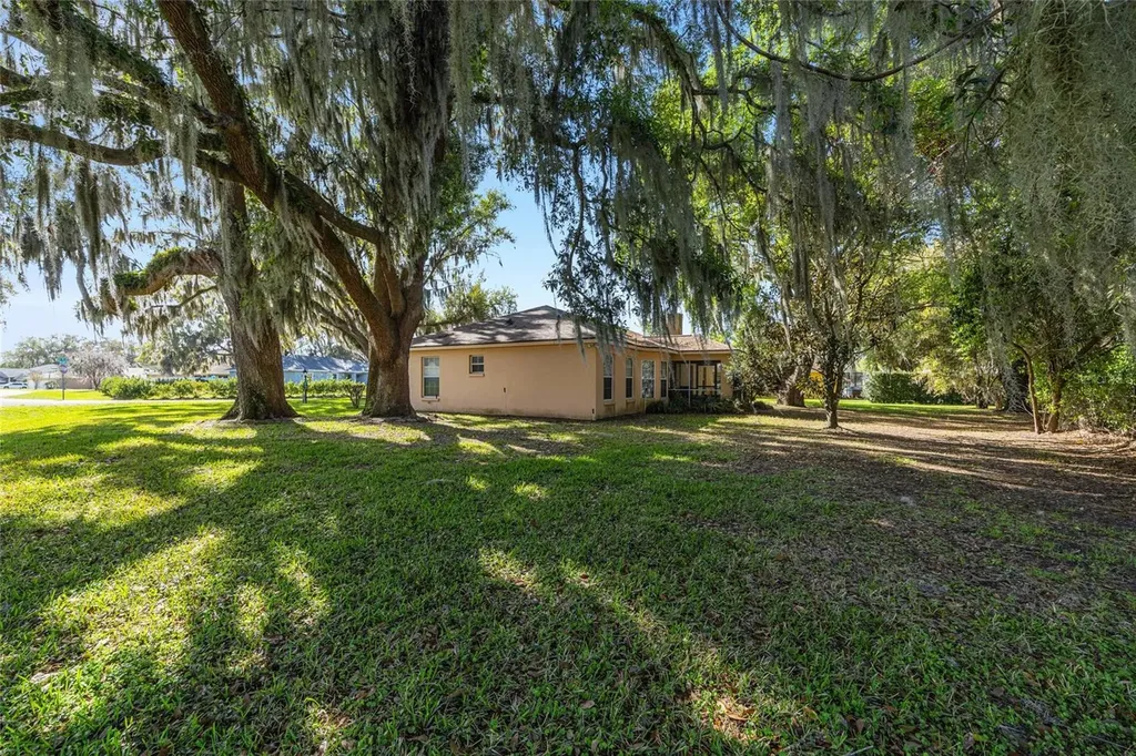 10090 SW 78th Court Ocala FL 34476