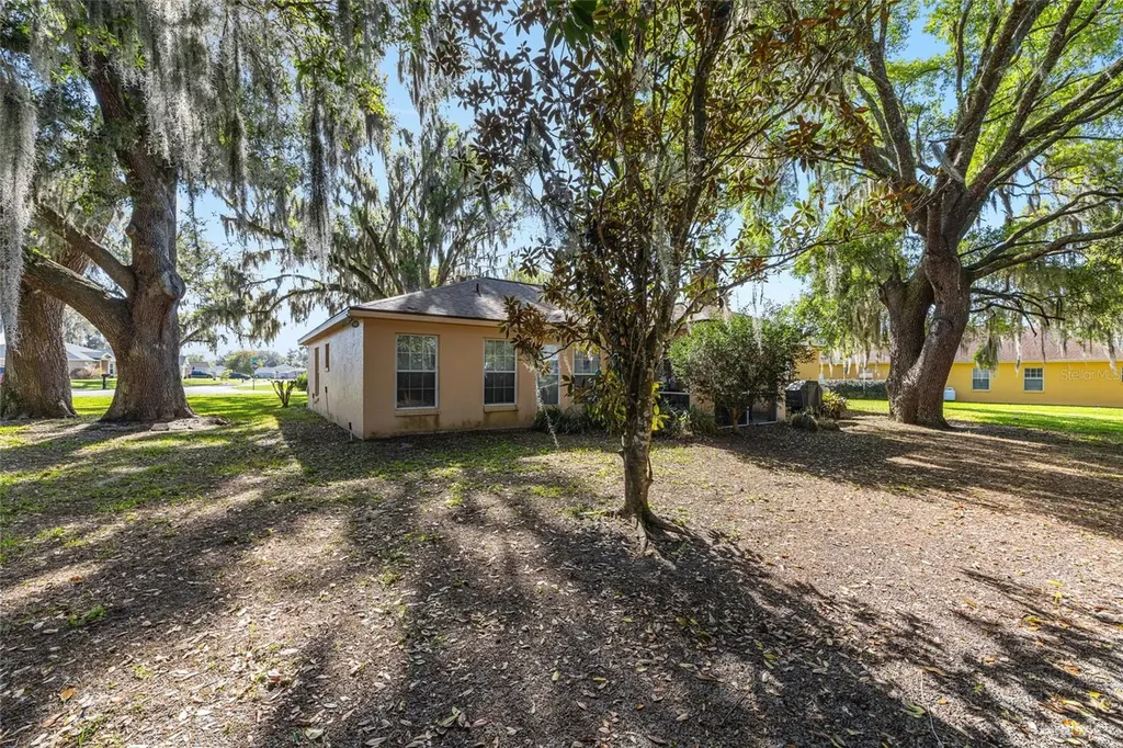 10090 SW 78th Court Ocala FL 34476