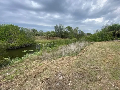 2643 Orchard Circle North Port FL 34288