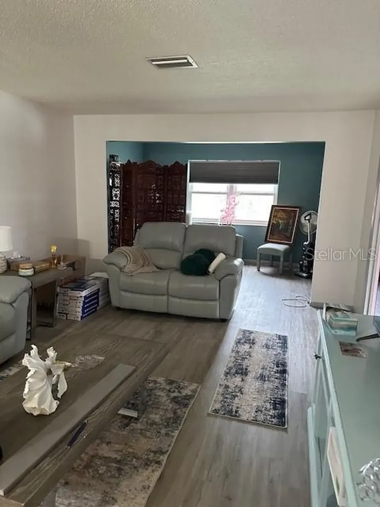4079 Lake Bayshore Drive Bradenton FL 34205